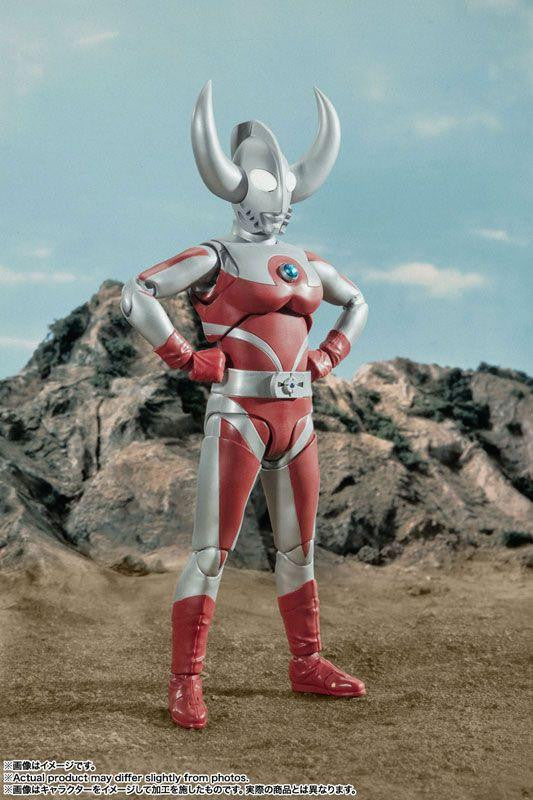 Bandai S.H.Figuarts Father Of Ultra Figure (Ultraman Ace)