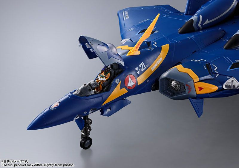  Bandai DX Chogokin YF-21 (Guld Goa Bowman's Custom) Figure (Macross Plus)