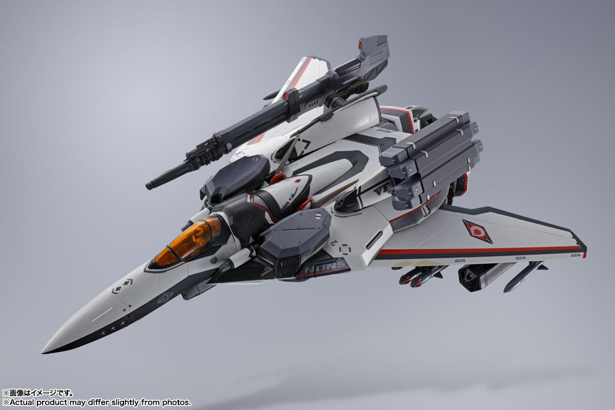  Bandai DX Chogokin VF-171EX Armored Nightmare Plus EX (Alto Saotome's Unit) Revival Ver. Figure (Macross Frontier)