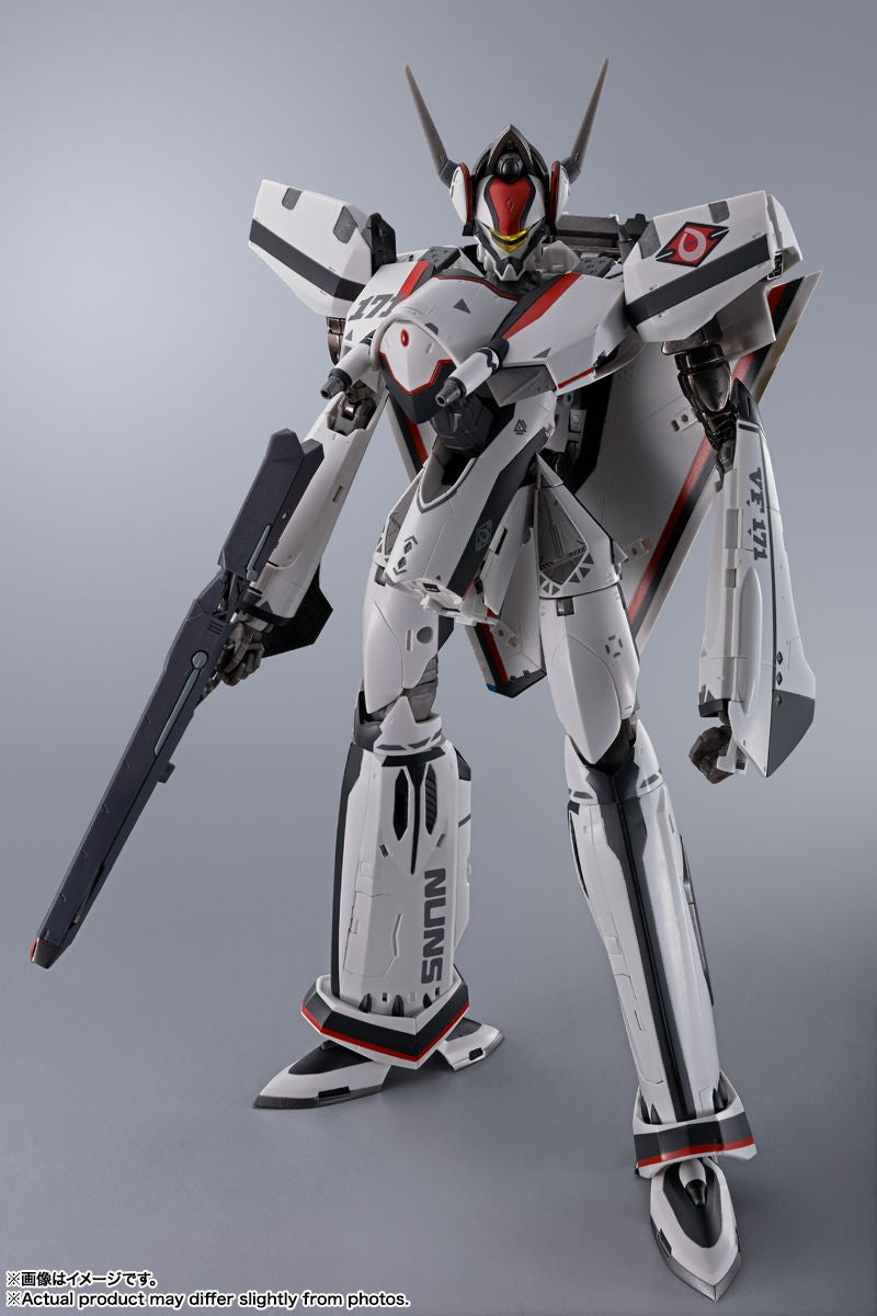  Bandai DX Chogokin VF-171EX Armored Nightmare Plus EX (Alto Saotome's Unit) Revival Ver. Figure (Macross Frontier)