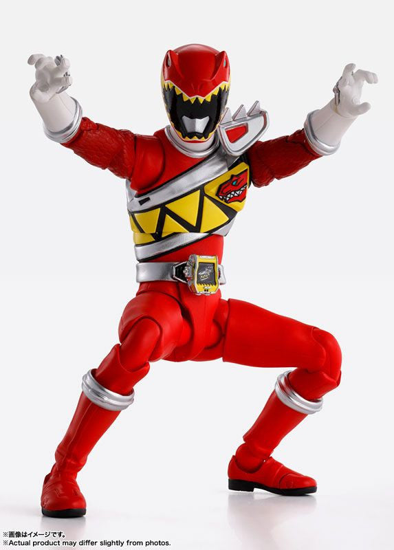  Bandai S.H.Figuarts (Shinkocchou Seihou) Kyoryu Red Figure (Zyuden Sentai Kyoryuger)