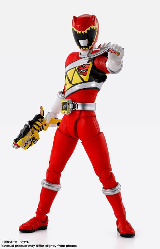  Bandai S.H.Figuarts (Shinkocchou Seihou) Kyoryu Red Figure (Zyuden Sentai Kyoryuger)