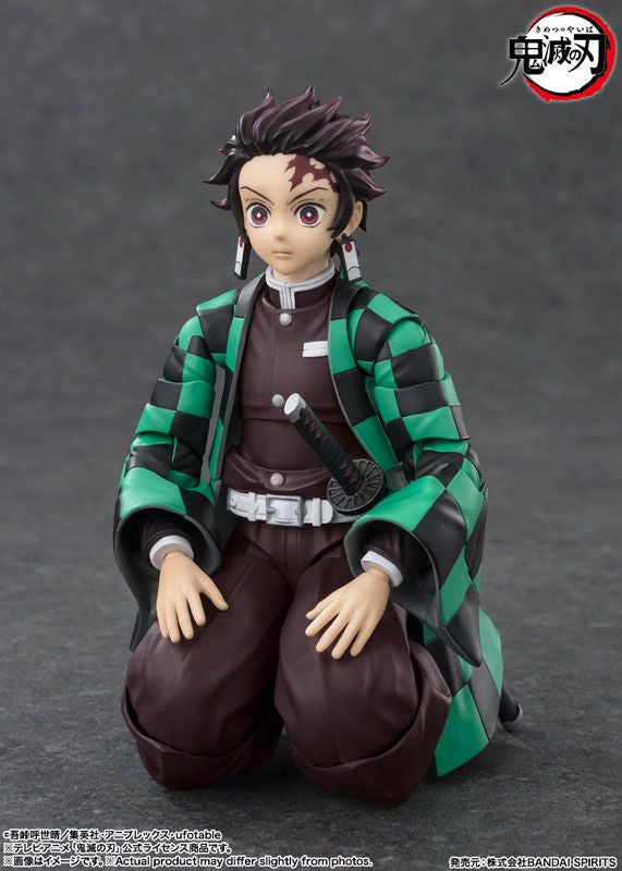  Bandai S.H.Figuarts Tanjiro Kamado Figure (Demon Slayer: Kimetsu No Yaiba)