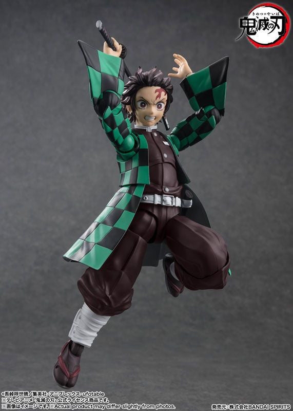  Bandai S.H.Figuarts Tanjiro Kamado Figure (Demon Slayer: Kimetsu No Yaiba)