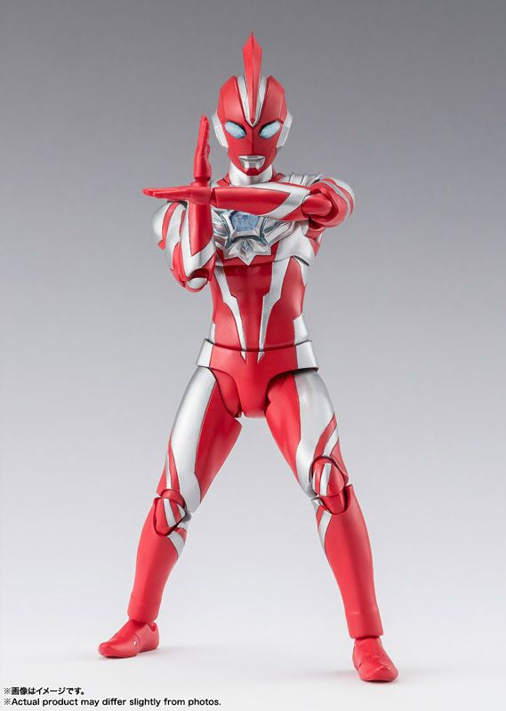  Bandai S.H.Figuarts Ultraman Omega Figure