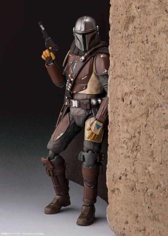  Bandai S.H. Figuarts The Mandalorian Figure (Star Wars: The Mandalorian) (Rerelease)