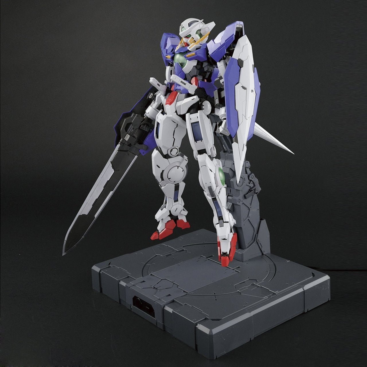  Bandai PG (Perfect Grade Gundam) Gundam Exia 1/60 Scale Kit