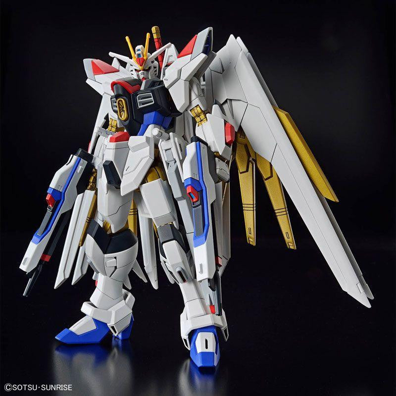  Bandai HG 1/144 Mighty Strike Freedom Gundam Plastic Model (Gundam SEED Freedom)
