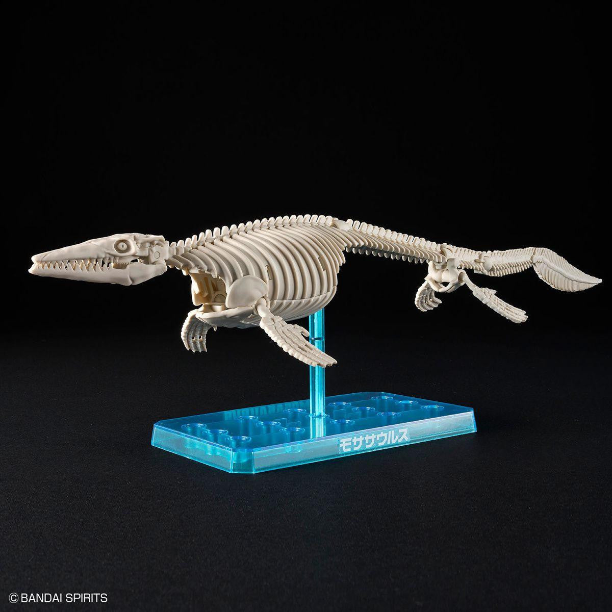  Bandai Plannosaurus Land, Sea, And Air Dinosaur Set Plastic Model