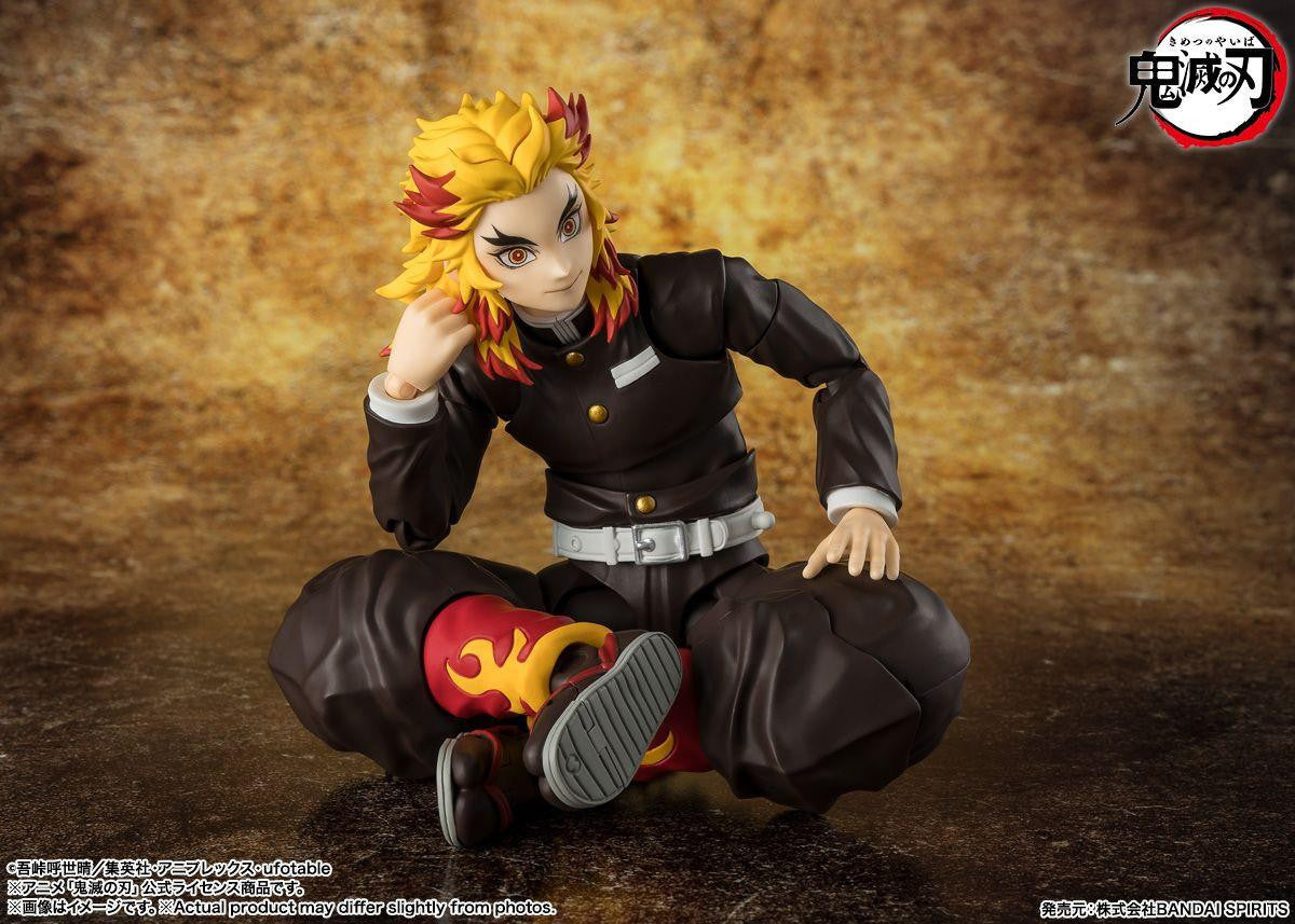 Bandai S.H. Figuarts Kyojuro Rengoku Figure (Demon Slayer: Kimetsu No Yaiba)
